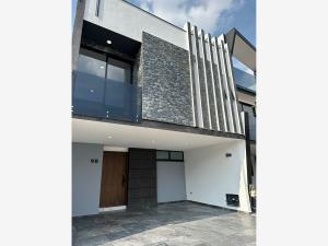 Casa en Zona Cementos Atoyac, Puebla, Puebla