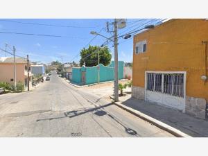 Casa en venta en Santa Cecilia 1a. sección, Guadalajara — foto 2 de 13