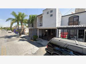 Casa en venta en Huentitan El Bajo, Guadalajara — foto 2 de 12