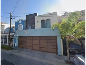 Casa en venta en Jardines Vallarta, Zapopan, Jalisco