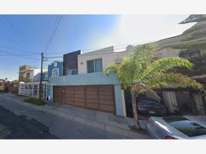 Casa en venta en Jardines Vallarta, Zapopan — foto 2 de 10