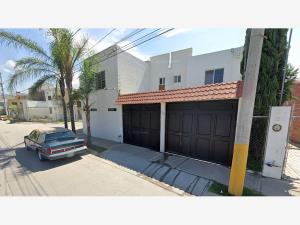 Casa en El Condado Plus, León, Guanajuato