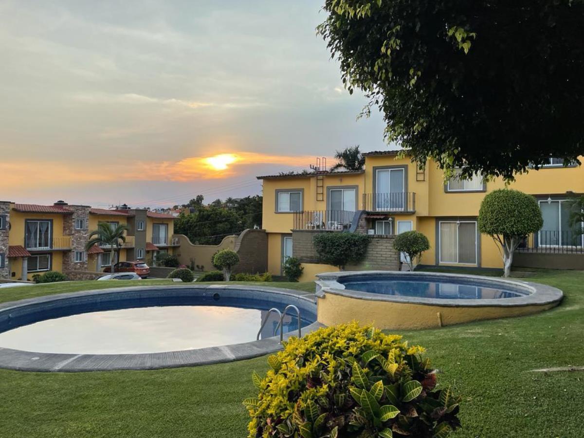 Casa en venta en Burgos, Temixco — foto 1 de 36