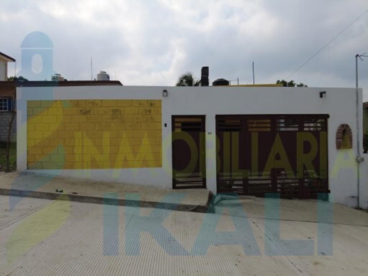 Casa en venta en Loma Linda, Tuxpan — foto 1 de 14