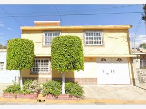 Casa en Viveros de Xalostoc, Ecatepec de Morelos, México