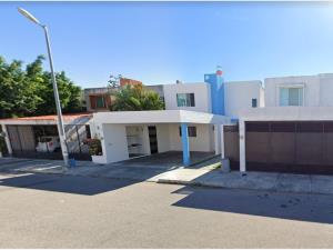 Casa en venta en Altabrisa, Mérida — foto 2 de 8