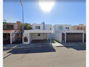 Casa en venta en Altabrisa, Mérida — foto 3 de 8