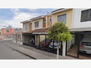 Casa en venta en Parques Del Nilo, Guadalajara — foto 2 de 17