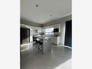 Casa en venta en Rincón de los Encinos, Saltillo — foto 2 de 11