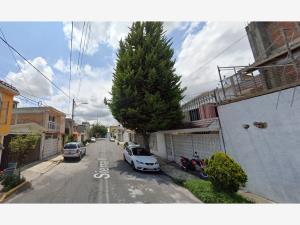 Casa en venta en Valle Don Camilo, Toluca — foto 3 de 12