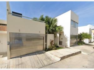 Casa en venta en Montebello, Mérida — foto 2 de 9
