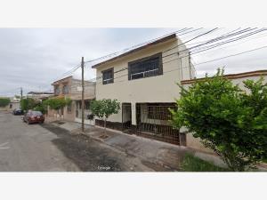 Casa en venta en Rincon de la Merced, Torreón — foto 2 de 12