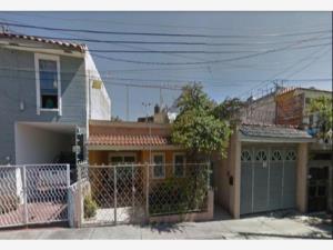 Casa en venta en Arcos de Zapopan 1a. Sección, Zapopan — foto 2 de 11