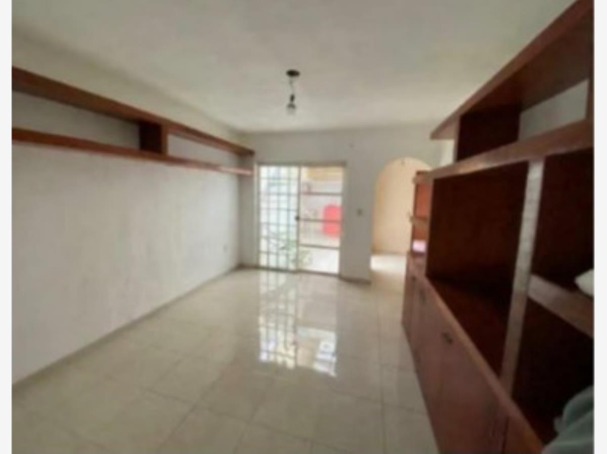 Casa en venta en Arcos de Zapopan 1a. Sección, Zapopan — foto 1 de 11