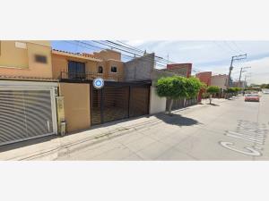 Casa en Arboledas de Ibarrilla, León, Guanajuato