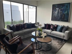Casa en venta en La Rioja, Tlajomulco de Zúñiga — foto 2 de 9