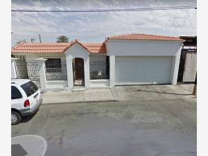 Casa en Industrial, Mexicali, Baja California