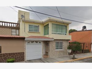 Casa en venta en Valle de Santa Mónica, Tlalnepantla de Baz — foto 2 de 13