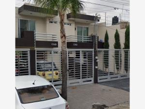 Casa en venta en Villa Vicente Guerrero, Guadalajara — foto 2 de 6