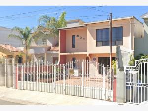 Casa en venta en Otay Universidad, Tijuana — foto 2 de 7