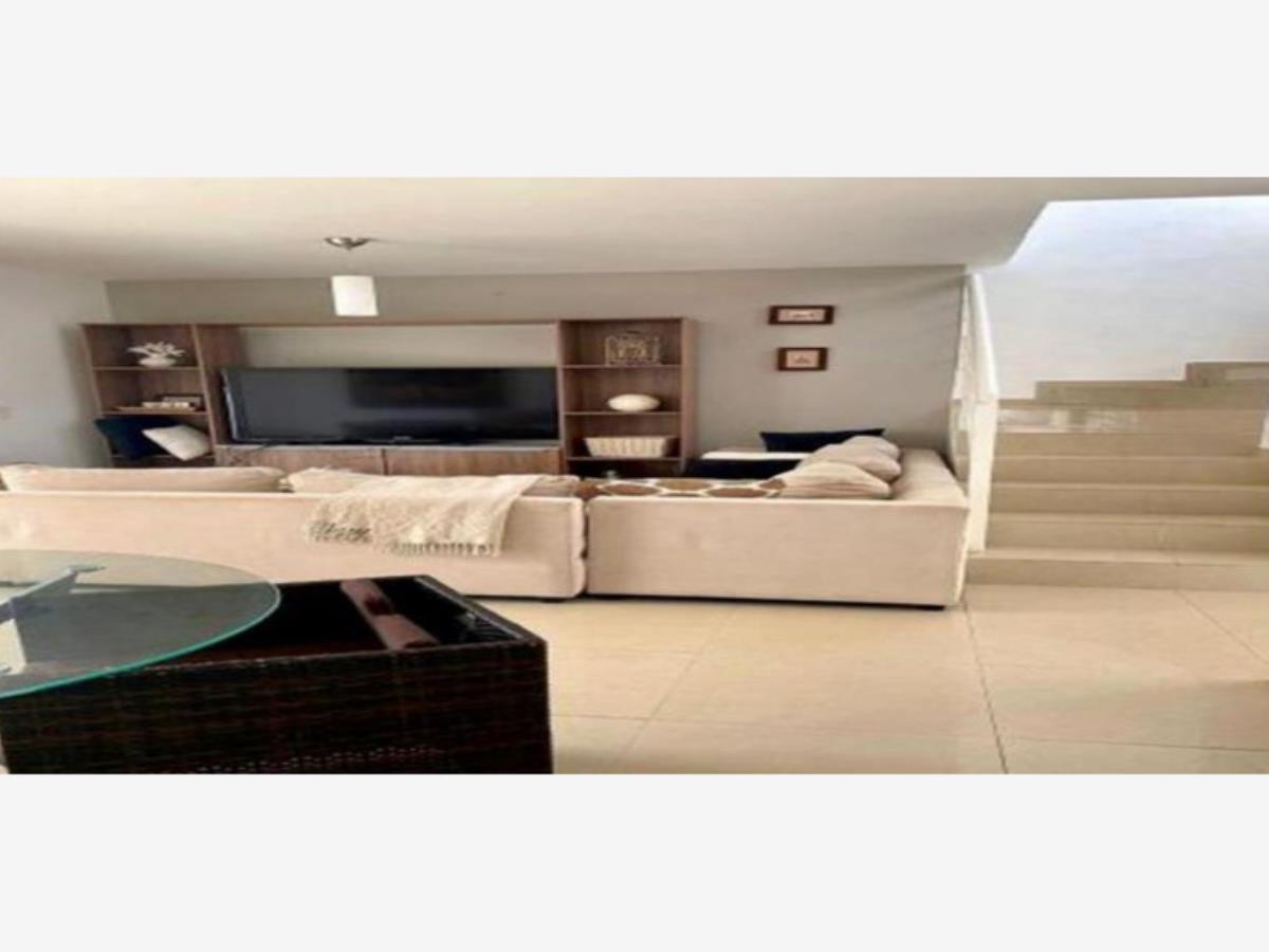 Casa en venta en Campo Real, Zapopan — foto 1 de 10