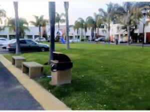 Casa en venta en Santa Anita Residencial, San Pedro Tlaquepaque — foto 2 de 10