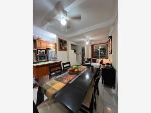 Casa en venta en Temixco Centro, Temixco — foto 2 de 10
