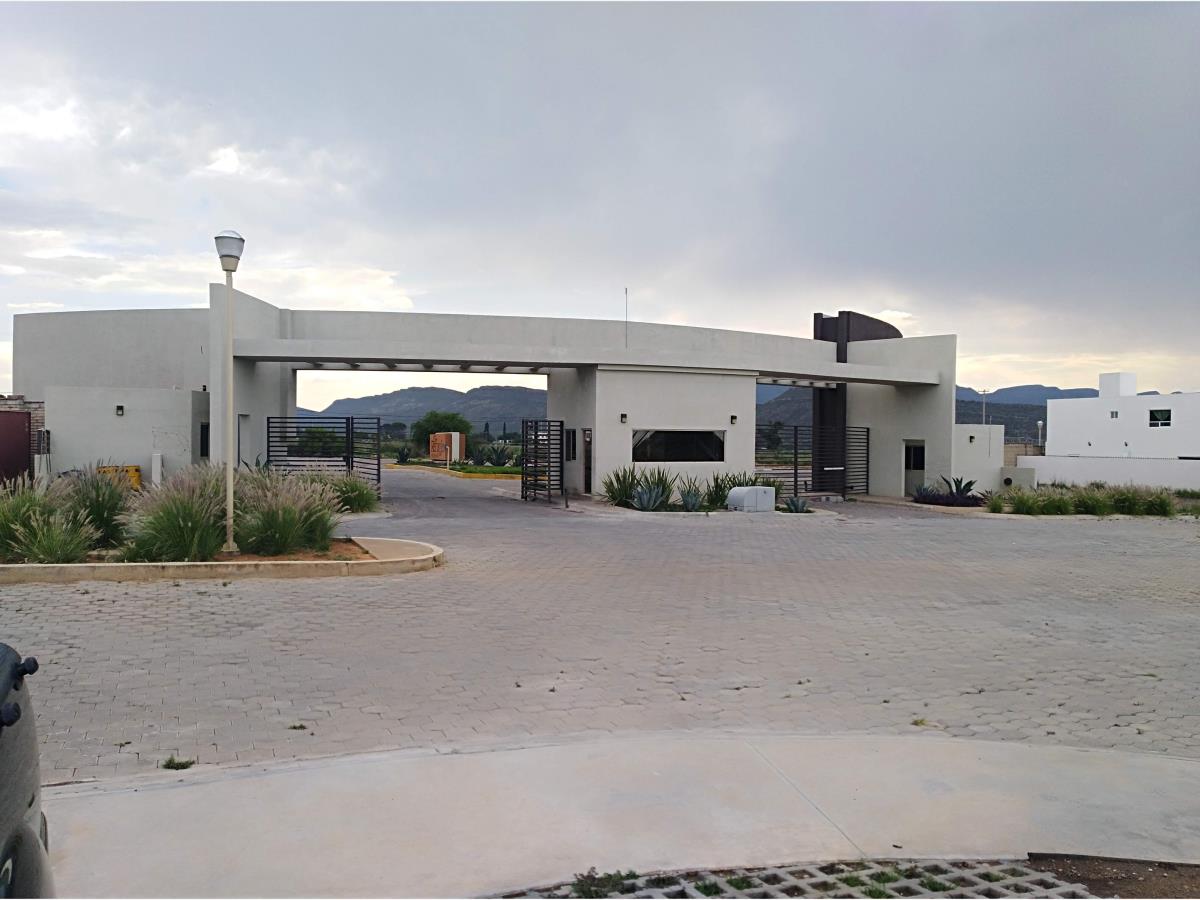Terreno en venta en Hacienda del Refugio, Saltillo — foto 1 de 8