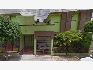 Casa en venta en Adolfo Lopez Mateos, Centro — foto 2 de 9