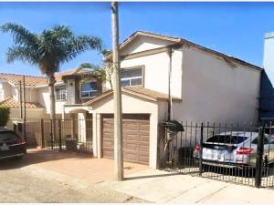 Casa en venta en Playas de Tijuana Sección Costa de Oro, Tijuana — foto 2 de 7