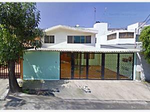 Casa en Vergel Coapa, Tlalpan, Ciudad de México
