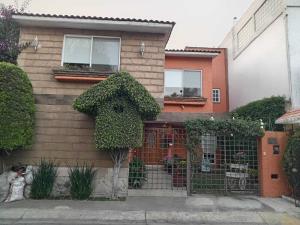 Casa en renta en Mayorazgos de los Gigantes, Atizapán de Zaragoza, México Casa en renta en Mayorazgos de los Gigantes, Atizapán de Zaragoza, México
