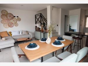Casa en venta en Club de Golf Santa Fe, Xochitepec — foto 2 de 16