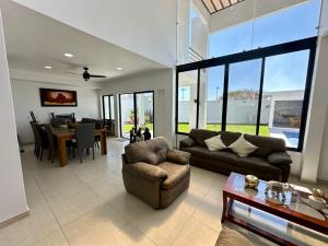 Casa en venta en Oaxtepec Centro, Yautepec — foto 3 de 26