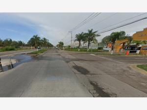 Casa en venta en Jardines Del Edén, Tlajomulco de Zúñiga — foto 3 de 12