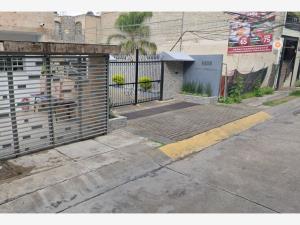Casa en Jardines El Sauz, Guadalajara, Jalisco