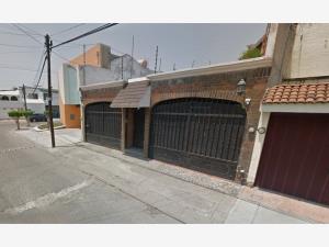 Casa en venta en San Jerónimo, Toluca — foto 2 de 9