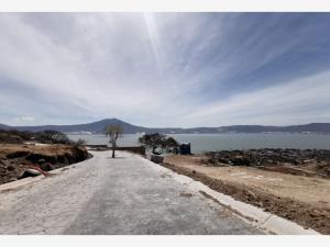 Terreno en venta en San Juan Cosala, Jocotepec, Jalisco