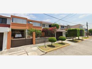 Casa en venta en Ciudad Satelite, Naucalpan de Juárez — foto 2 de 10