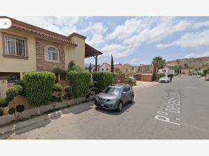 Casa en venta en Residencial Agua Caliente, Tijuana — foto 3 de 7