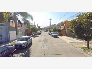 Casa en venta en Las Fuentes, Zapopan — foto 3 de 4