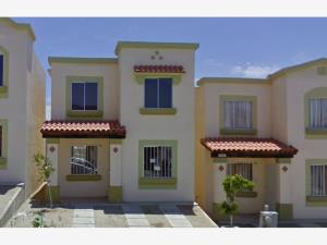 Casa en venta en Adolfo Ruiz Cortines, Ensenada — foto 2 de 7
