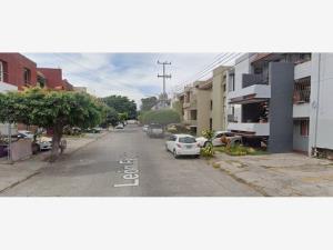 Departamento en remate en Jardines de los Poetas, Guadalajara, Jalisco