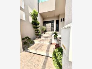 Casa en venta en Contry Sur, Monterrey — foto 2 de 21