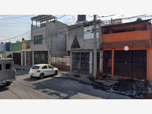 Casa en venta en Santiago Teyahualco, Tultepec — foto 2 de 6