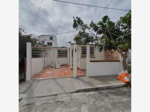 Casa en venta en Ficus, Veracruz, Veracruz de Ignacio de la Llave Casa en venta en Ficus, Veracruz, Veracruz de Ignacio de la Llave