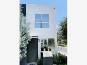 Casa en venta en Puerta Paraíso, Silao de la Victoria — foto 2 de 14