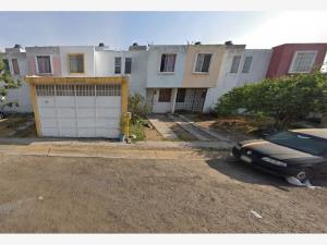 Casa en Valle Dorado, Tlajomulco de Zúñiga, Jalisco