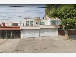Casa en venta en Ciudad Satelite, Naucalpan de Juárez — foto 2 de 11