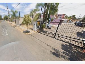 Casa en venta en Geovillas La Arbolada, Tlajomulco de Zúñiga — foto 3 de 6